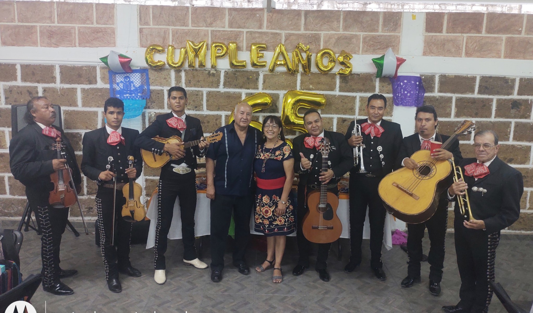 Mariachi en cumpleaños en Celaya